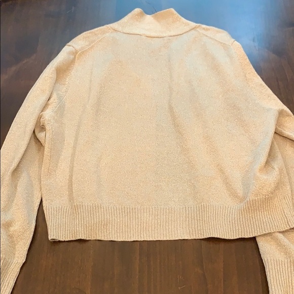 Calvin Klein Sweater Women’s Small Gold 3/4 Sleeves Glitter Fabric Elegant - Picture 3 of 3